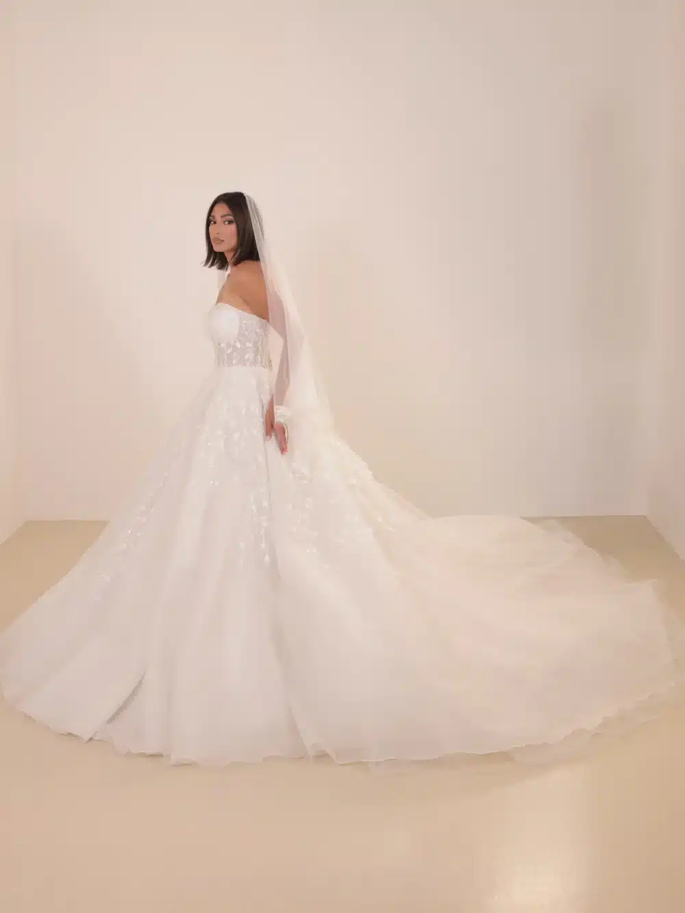 Aurelia - Bridal Rental Lebanon | The Four Vows