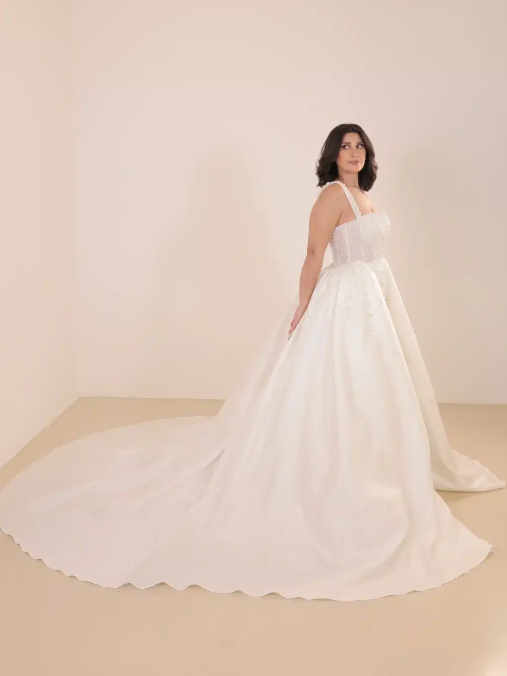 Aveline - Bridal Rental Lebanon | The Four Vows