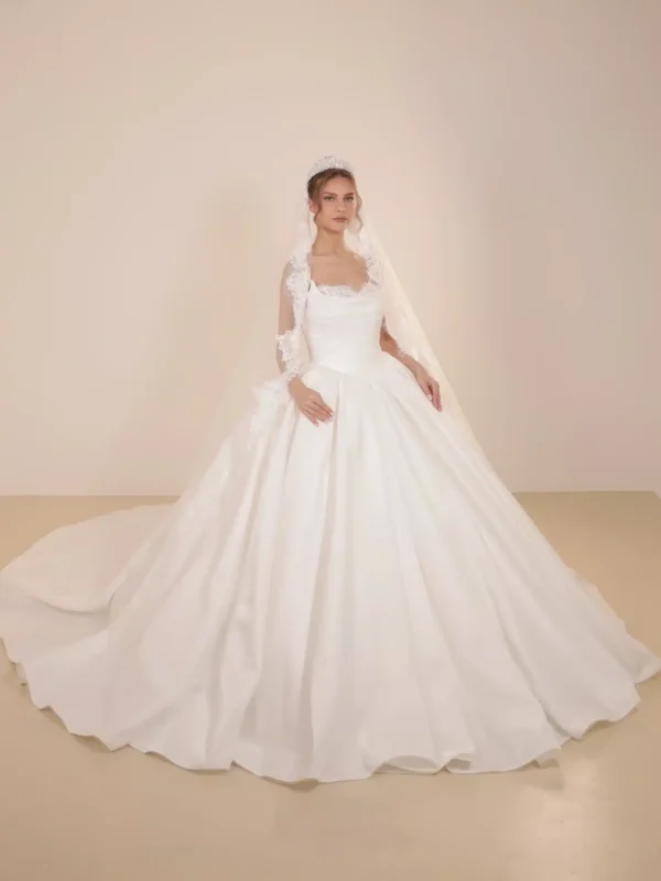 Dominique - Bridal Rental Lebanon | The Four Vows